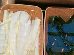 -魁牛·潮汕牛肉自助火锅(沈辽路万达店)