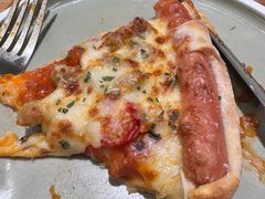 -Dragon Pizza•圆脸龙披萨·牛排餐厅