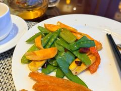 -南湖名都·景湖轩全日制餐厅·海鲜自助·东南亚风味·临湖而食