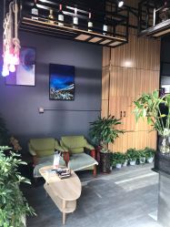 -MOVAN  HAIR莫凡匠人发型屋