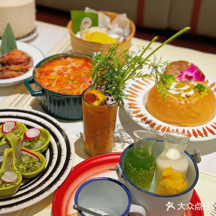 吃一万次都不腻的泰国菜️！这次的三亚之旅玩的好开心啊！