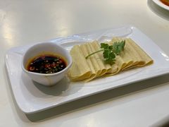 浇汁豆皮-三猫黑鱼花(南大店)