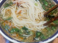 -云阿蛮云南生烫牛肉米线(奉贤路店)