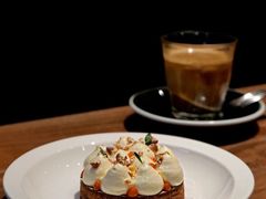 Latte-black rainbow coffee