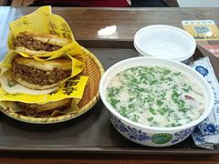 -穆得·老周家牛肉烧饼(普利街店)