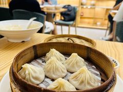 鲜肉小汤包-弄堂咪道-饭香·面香·馄饨香(汇锦广场店)