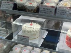 -红宝石·鲜奶小方·海派西点房(瑞金店)