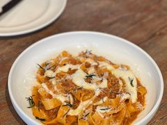 -ROAST coffee & eatery