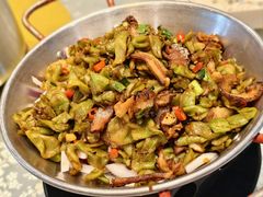 干锅脆莴笋-莲餐厅·湖北菜·潜江小龙虾店(愚园路店)