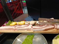 江南plus加油猪-青瓦炭韩潮烤肉(花园道店)