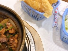 -渝君重庆火锅(嘉宾路店)