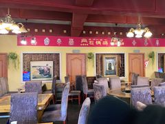 大堂-峰瑞藏地美食·石锅鸡·牦牛肉(大昭寺品牌店)