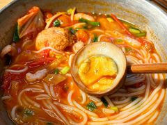 -铁锅哥米线