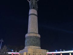 -人民防洪胜利纪念塔