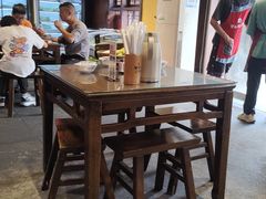 -富正毅三下锅·湘西韵味(天门山索道店)