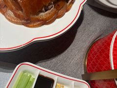 招牌香酥烤鸭-秀儿四九城·新京菜(亚运村鸟巢店)