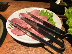 -炼火烤肉店