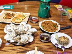-蚝堡海鲜·威海菜·海肠捞饭·烧烤·亚洲吃蚝公司(幸福门店)
