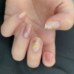 -孔雀手美甲美睫护理