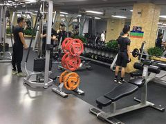 -一公里健身(龙湖紫都城店)