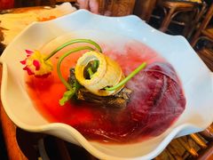 -老牌坊云南鱼豆花火锅(爱建店)