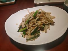 -魏铭鱼头捞饭(晋阳路店)