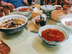 -小六汤包砂煲菜(文景路店)
