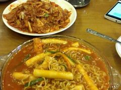 炒年糕辣面&nbsp;泡菜五花肉-第二外国语学院-韩国餐厅(朝阳路店)