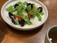 -云海肴·汽锅鸡·云南菜(天山百盛优客店)