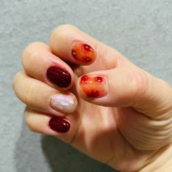 -蜜桃美甲美睫化妆