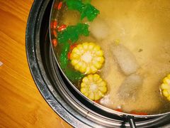 玉米萝卜牛骨锅底-海银海记潮汕牛肉火锅(新港中路海珠店)