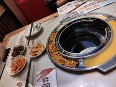 烤盘内的芝士玉米-韩宫宴烤肉·料理(苏州中心店)