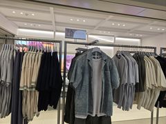 -URBAN REVIVO(七宝领展广场店)