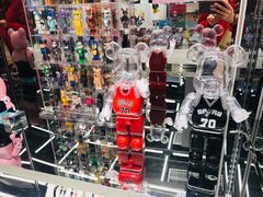 -泡泡玛特POPMART(侨福芳草地店)