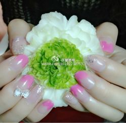 喜欢吗粉色爱心-星美甲