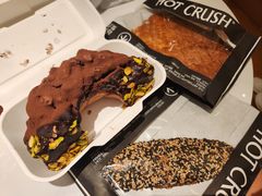 -HOT CRUSH趁热集合·现烤面包(环球港店)