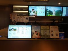 -霸王茶姬(上海恒基名人店)