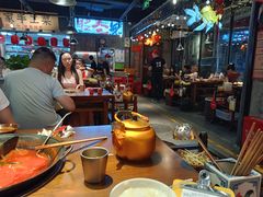 -萍姐火锅·公路夜市(武汉首店)