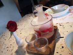 玫瑰与山泉米酒的浪漫-素描餐厅(灵隐天竺店)