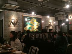 大堂-阿里家·新疆烤肉酒場 by MIG