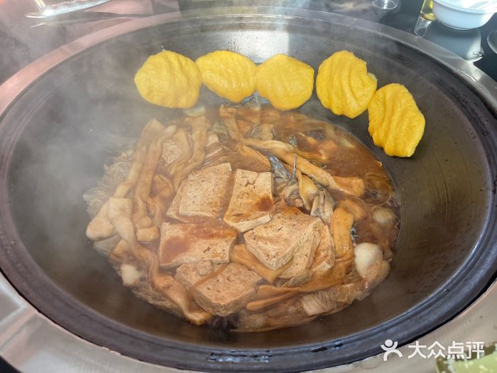 北京龙庆四季香农家饭庄·灶台鱼·碳烤虹鳟鱼(龙庆峡店)图片