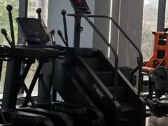 -超鹿运动(五四路恒力城店)