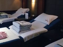 -洪迈足道(四公里店)