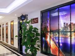 -悦SHOW 量贩式KTV(宝龙广场店)