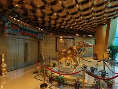 -华西龙希国际大酒店旅游观光景区