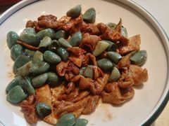 -八府香鸭·啫啫煲(华山路店)