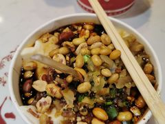 -八一路好吃街(雨田商务大厦店)