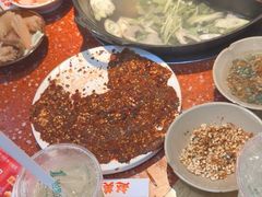 -赵美丽·重庆社区火锅·直营店(火车东站·中豪国际店)