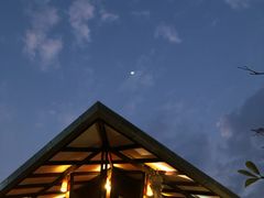 -Dash Teak House