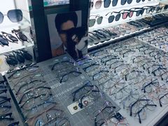 -华彬眼镜专业渐进配镜(潘家园店)